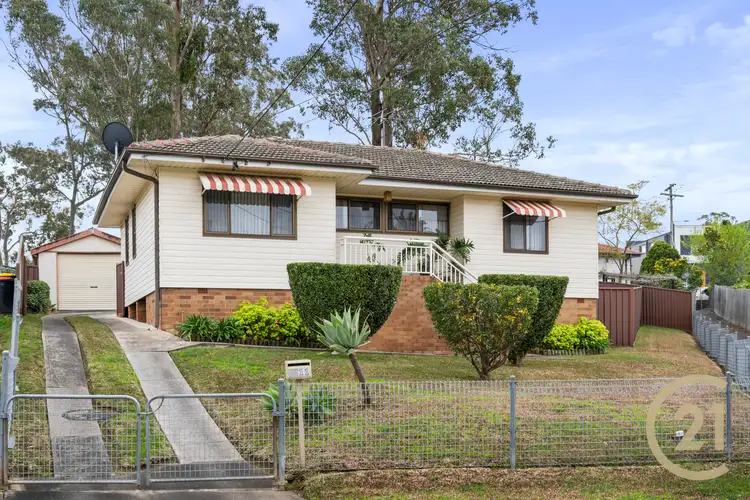 11 Dimby Place, Busby NSW 2168