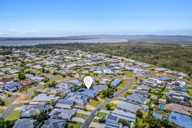 17 Callistemon Crescent, Tin Can Bay QLD 4580