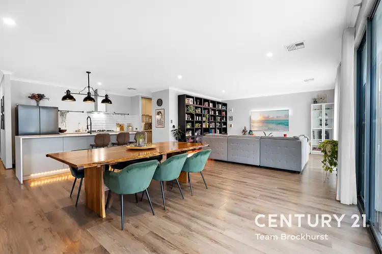 13 Rosebery Way, Bushmead WA 6055