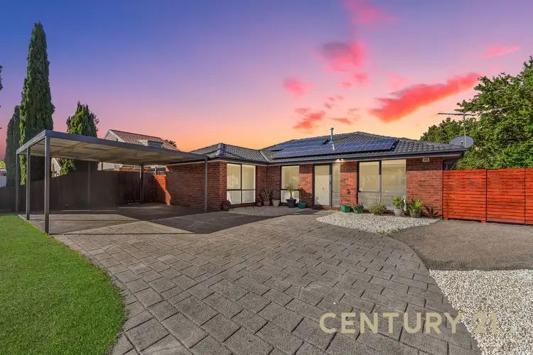 172 Waradgery Drive, Rowville VIC 3178