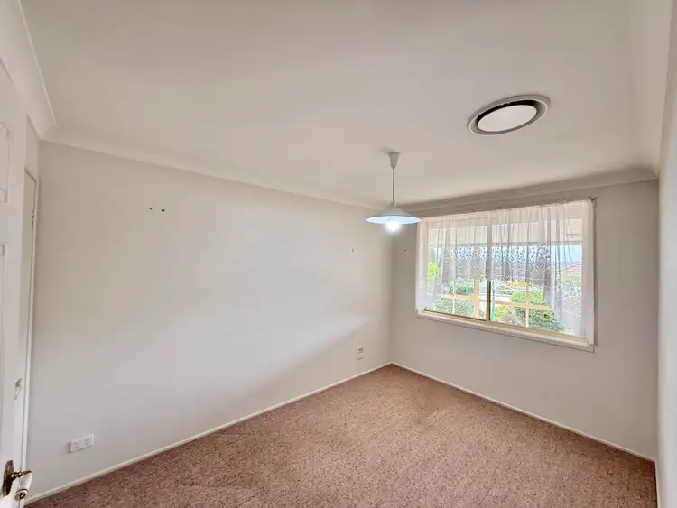 Fifth view of Homely house listing, 6 Clearview Close, Cameron Park NSW 2285