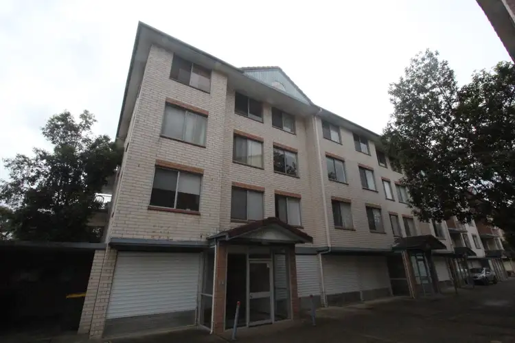 65/4 Riverpark Drive, Liverpool NSW 2170