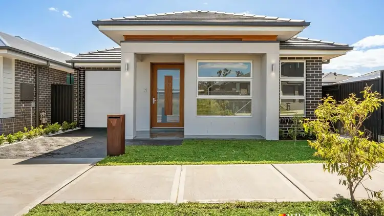 9 Diamondbird Road, Austral NSW 2179