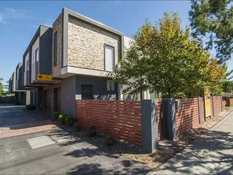 1/24 View Road, Springvale VIC 3171