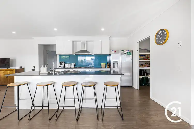 Second view of Homely house listing, 7 Magnolia Drive, Echuca VIC 3564