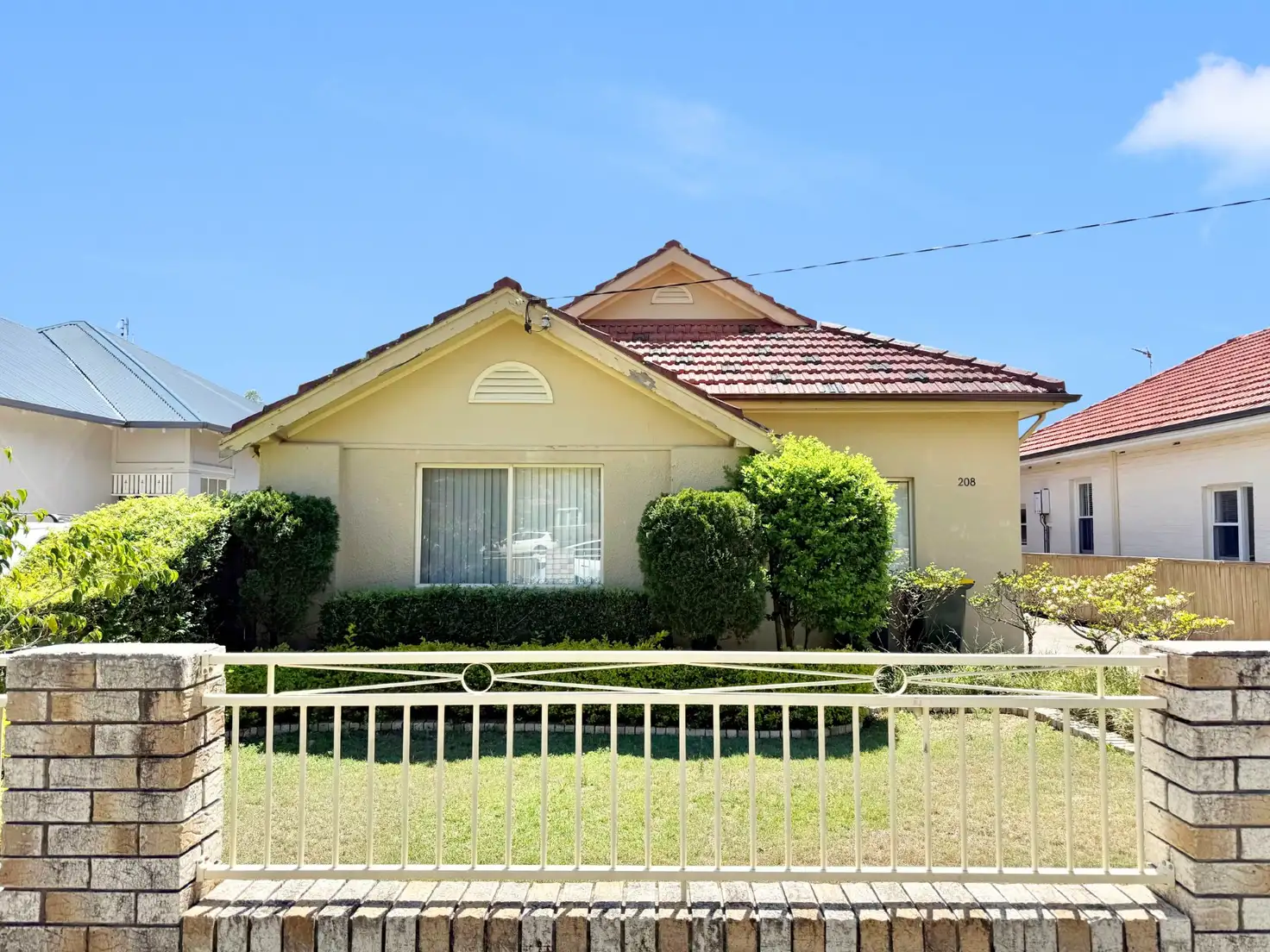 Main view of Homely house listing, 208 Parkway Avenue, Hamilton South NSW 2303