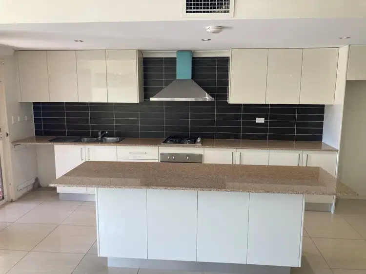 2/110 George Street, South Hurstville NSW 2221