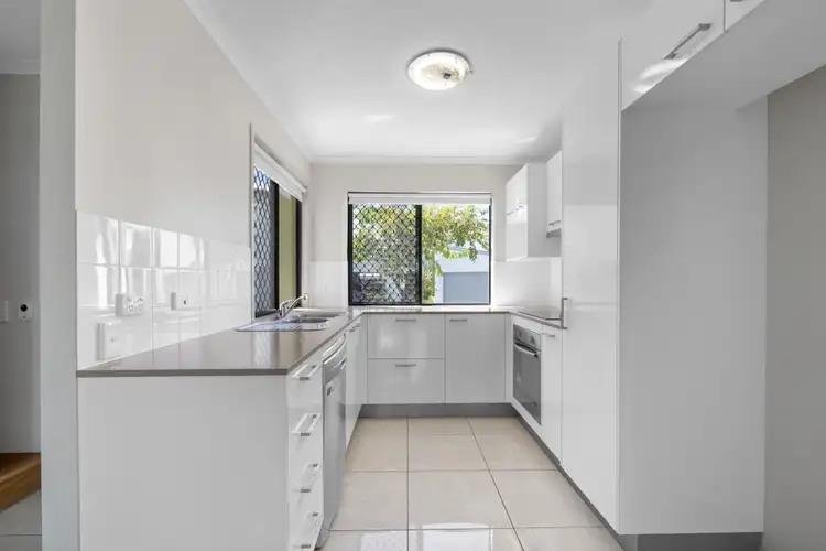Fourth view of Homely unit listing, 8/36 Beaconsfield Road, Beaconsfield QLD 4740