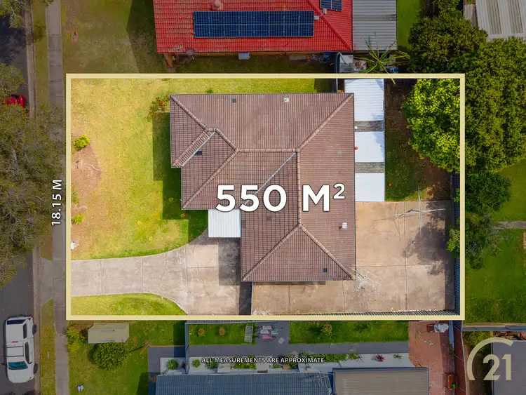 11 Broadmeadows Street