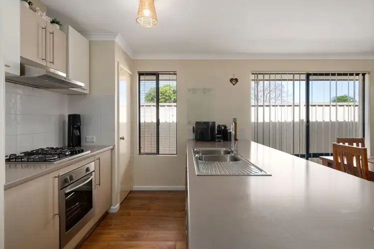 Fifth view of Homely unit listing, 2/30 Queensbury Street, South Bunbury WA 6230