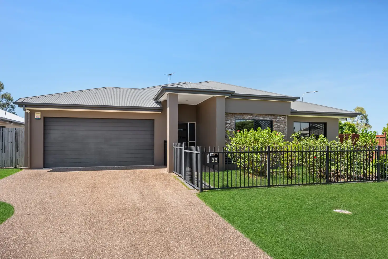 Main view of Homely house listing, 32 Iona Avenue, Burdell QLD 4818