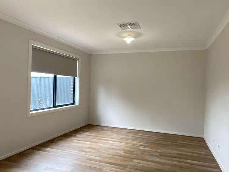 Fifth view of Homely house listing, 10 Martha Way, Blakeview SA 5114