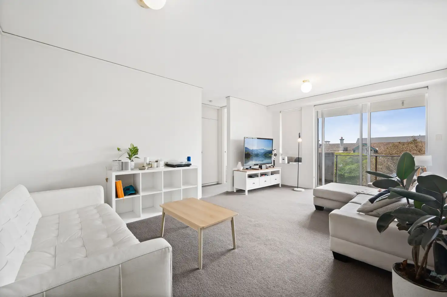 Main view of Homely apartment listing, 18/22-28 Wellington Street, Bondi NSW 2026