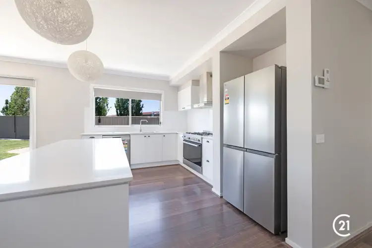 Second view of Homely house listing, 28 Lincoln Crescent, Echuca VIC 3564