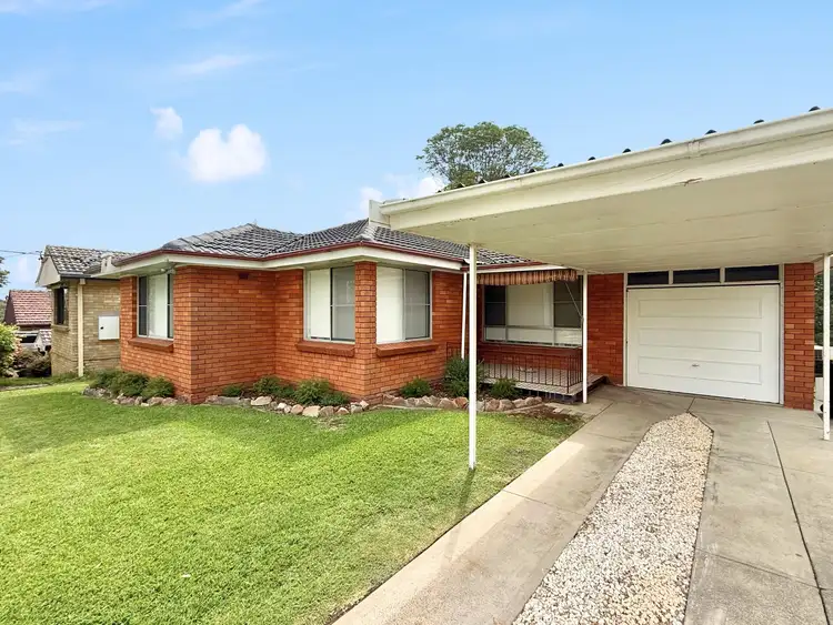 11 Benaud Street, Charlestown NSW 2290