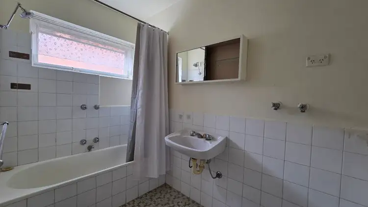 Fifth view of Homely apartment listing, 7/32 Kelvinside Road, Noble Park VIC 3174