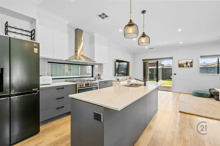 Sixth view of Homely house listing, 5 Grindall Way, Point Cook VIC 3030