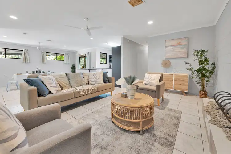 8 Robbins Court, Wulguru QLD 4811