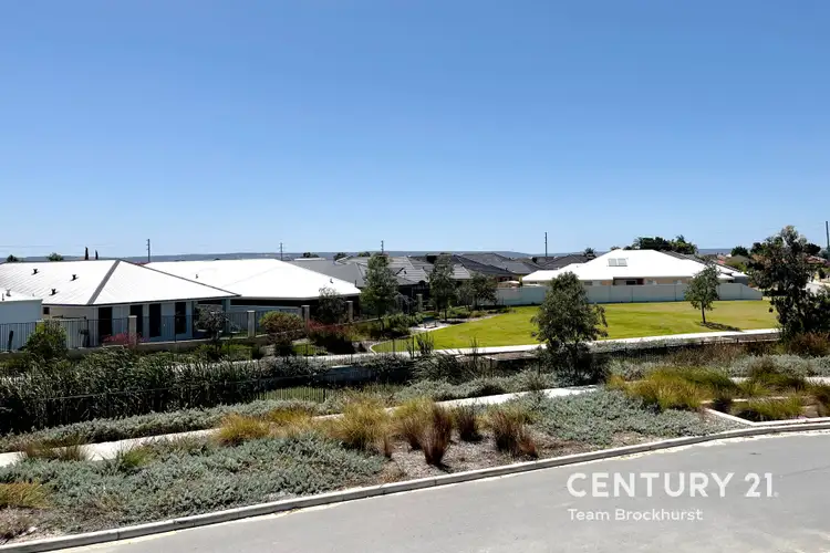 Fourth view of Homely house listing, 8 Sunrise Court, Canning Vale WA 6155