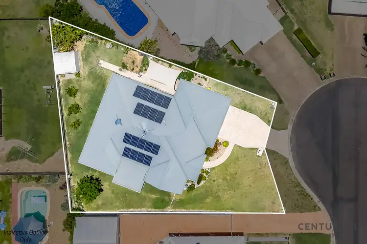 Second view of Homely house listing, 10 Hitchcock Court, Kepnock QLD 4670