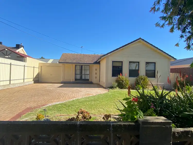 13 Chester Avenue, Clearview SA 5085