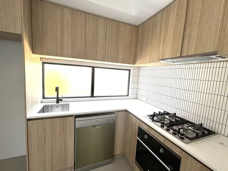 8D Comer Street, Como WA 6152