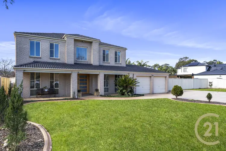 28 Wattle Grove Drive