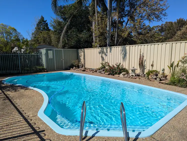 5 Golden Cane Avenue