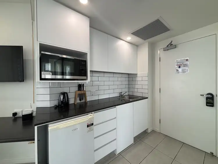 28b/15 Shine Court