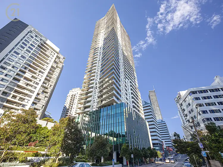 808/7 Railway Street