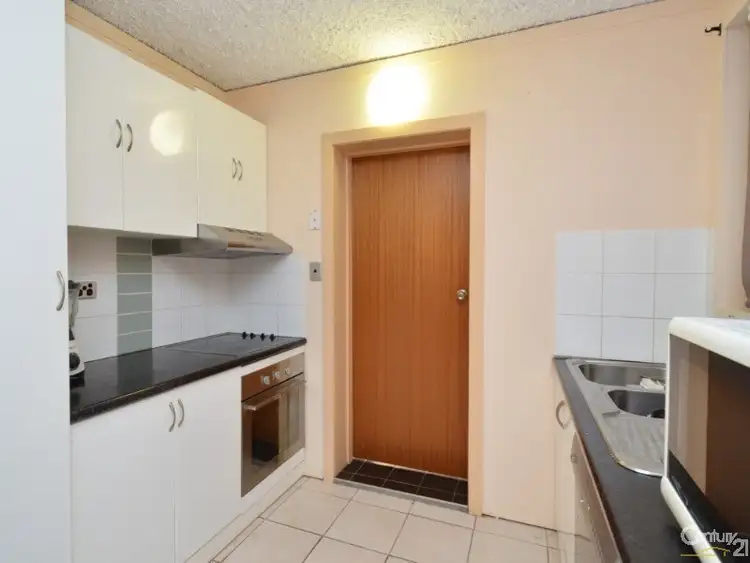 Second view of Homely unit listing, 6/27 Gilbert Crescent, Castle Hill QLD 4810