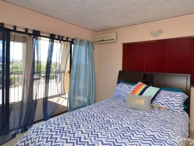 Fourth view of Homely unit listing, 6/27 Gilbert Crescent, Castle Hill QLD 4810