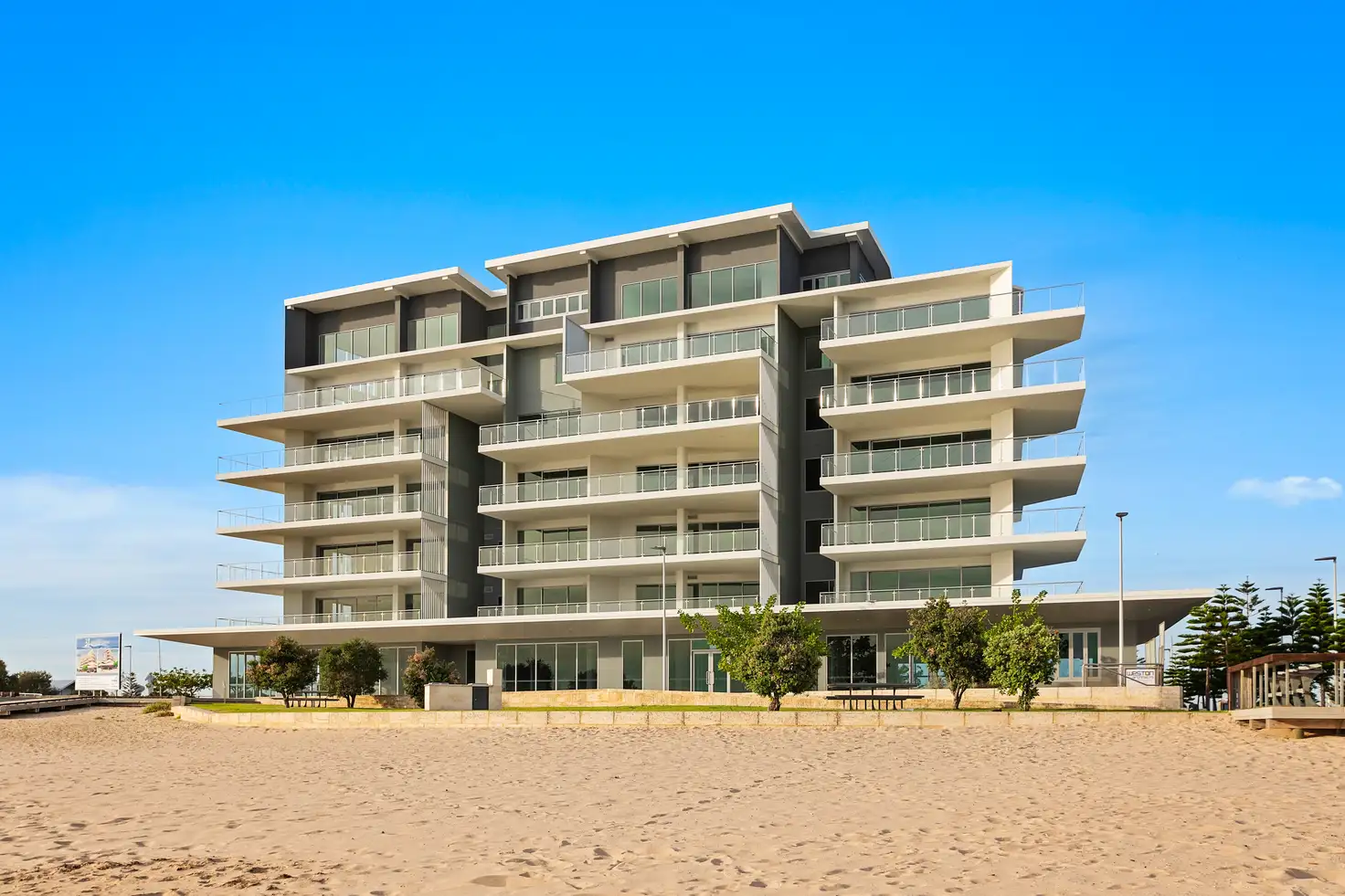 Main view of Homely unit listing, Unit 4/21 Holman Street, Bunbury WA 6230