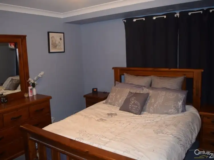 Fifth view of Homely house listing, 1 John Curtin Street, Parkes NSW 2870