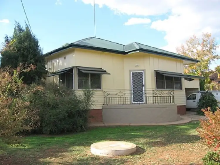 7-9 Clarinda Street, Parkes NSW 2870