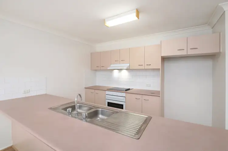 Fifth view of Homely semi-detached listing, 1/9 Day Dawn Place, Erina NSW 2250