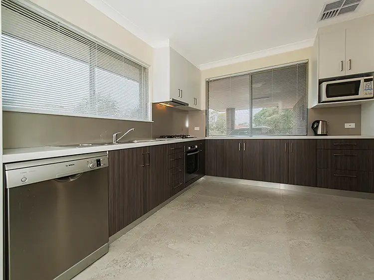 4 Apollo Way, Carlisle WA 6101