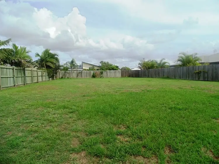 8 Habitat Circuit, Cooloola Cove QLD 4580