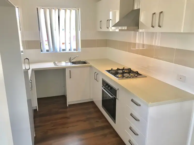 2/255 Wright Street, Cloverdale WA 6105