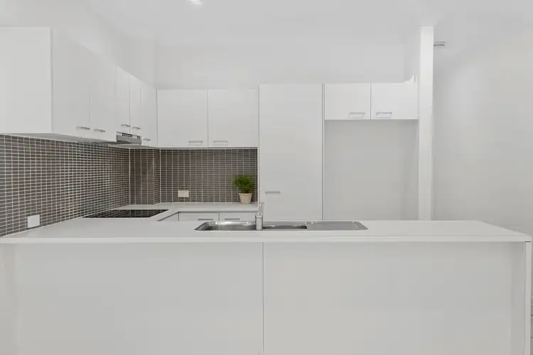 Fifth view of Homely townhouse listing, 32/1-10 Cascade Drive, Underwood QLD 4119