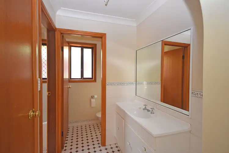 5 Horizon Place, Dubbo NSW 2830