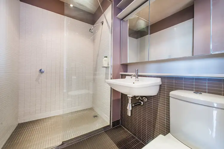 Fifth view of Homely apartment listing, 405/122 Ormond Road, Elwood VIC 3184