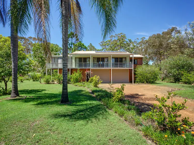 136 Bayside Road, Cooloola Cove QLD 4580