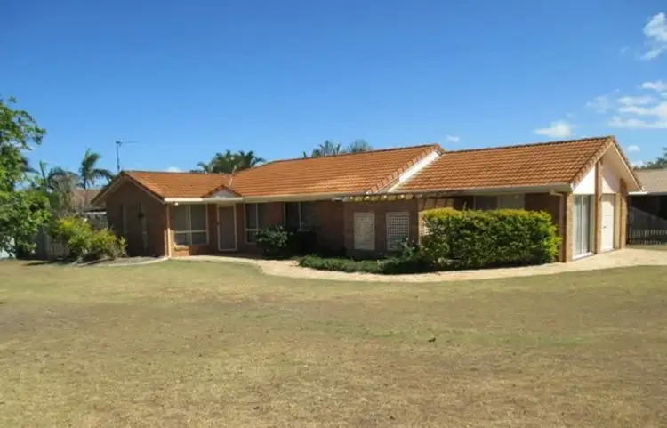 57 Aimee  Drive, Urangan QLD 4655