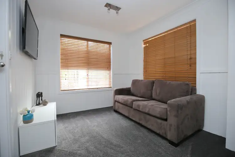 Seventh view of Homely house listing, 4 SAMUEL CLOSE, Orange NSW 2800