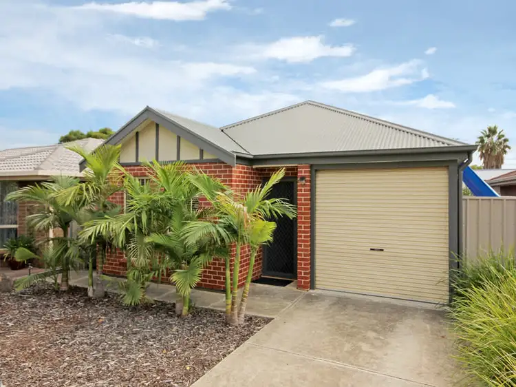 23 Tina Way, Morphett Vale SA 5162