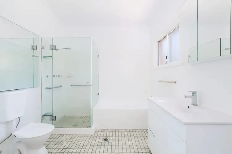 Sixth view of Homely villa listing, 4/173 Bath Road, Kirrawee NSW 2232