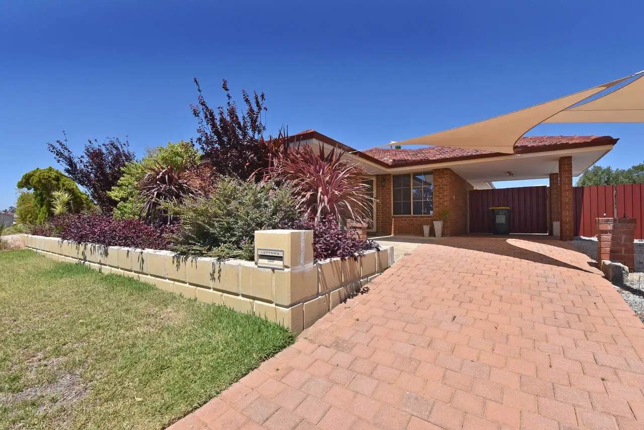 Main view of Homely house listing, 33 Pridmore Glen, Clarkson WA 6030