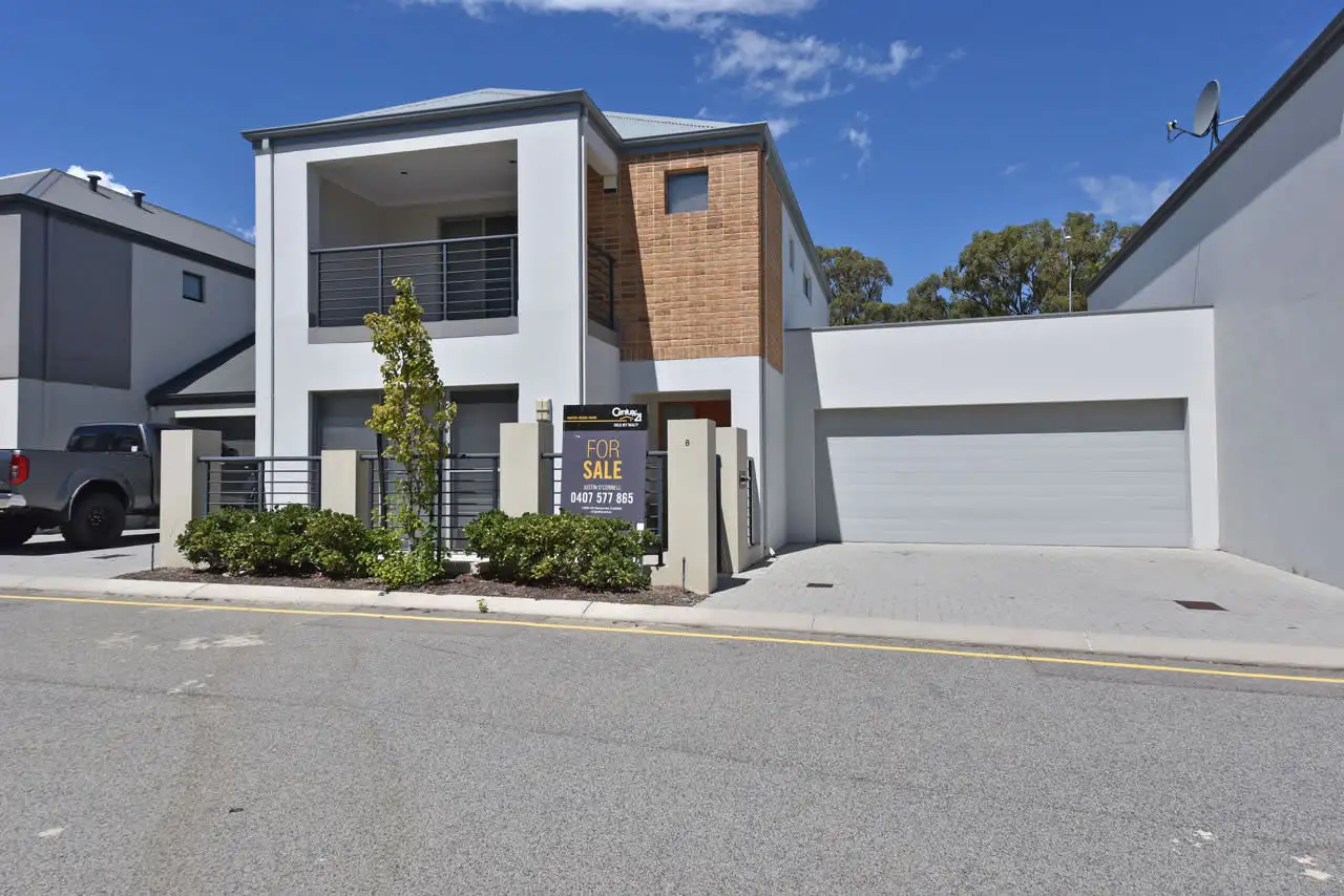 Main view of Homely townhouse listing, 8 Kitson Turn, Clarkson WA 6030