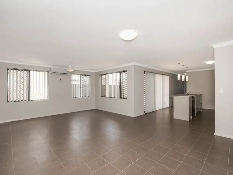 Fourth view of Homely house listing, 5 Cinnabar Bend, Aveley WA 6069